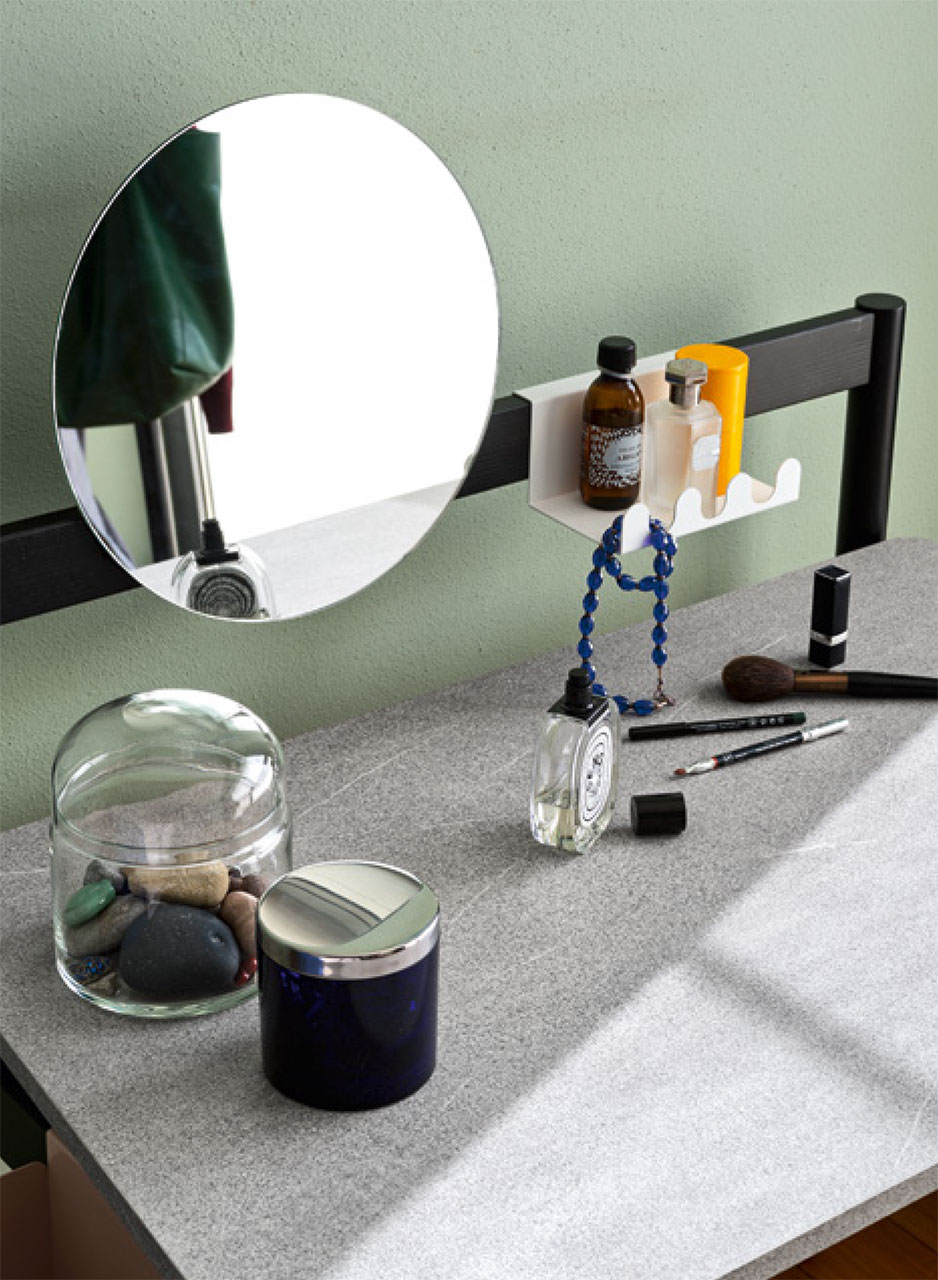 Connubia Factory, Ens Table