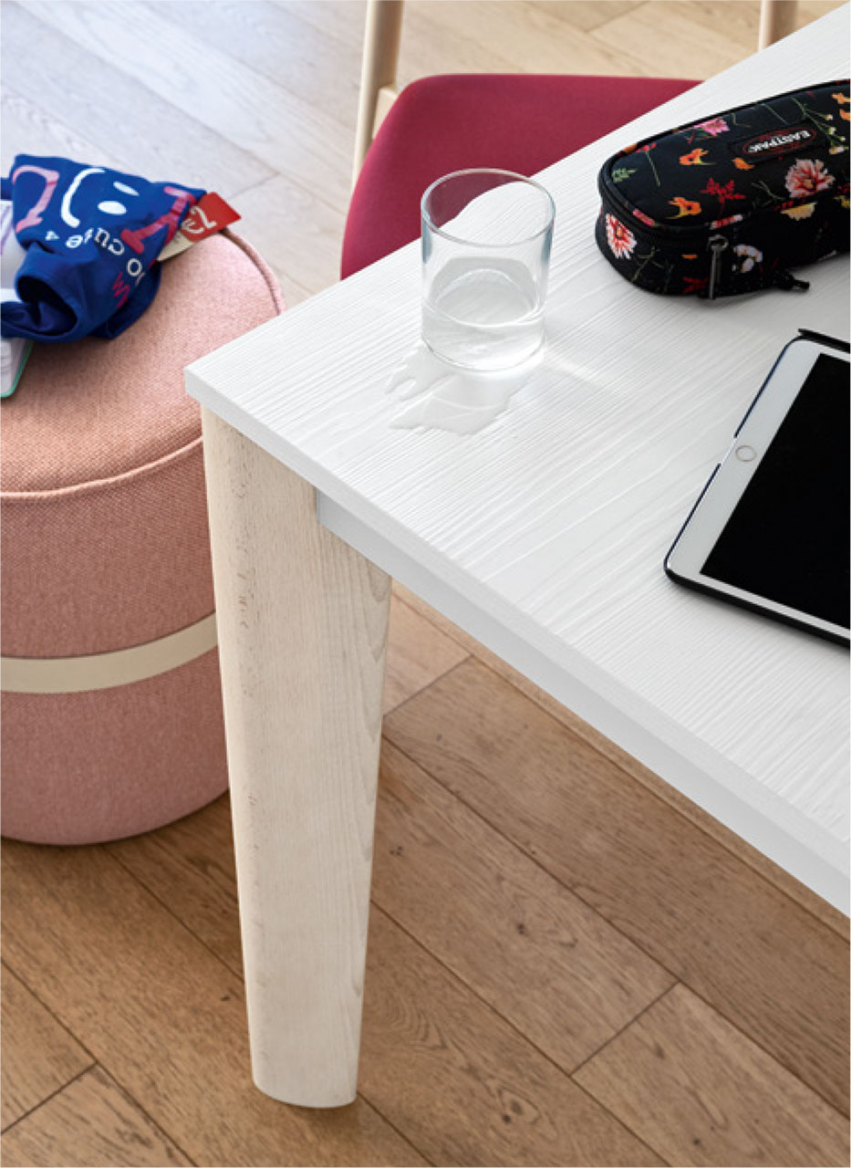 Connubia Factory, Lord Table