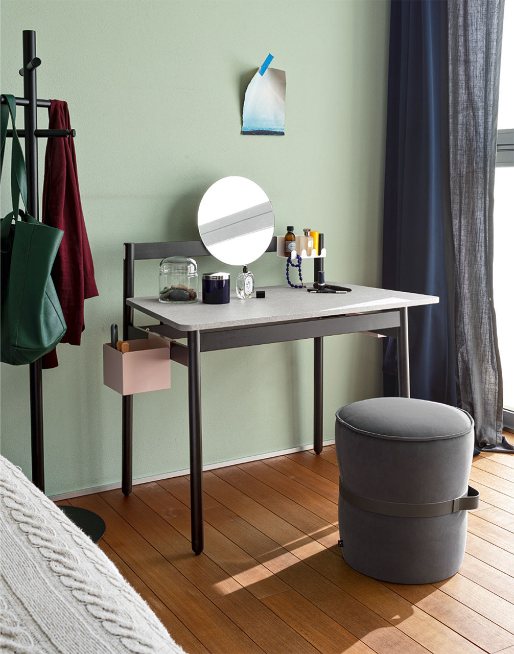 Connubia Factory, Pof Pouf