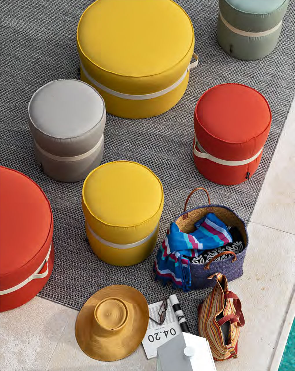 Connubia Factory, Pof Pouf