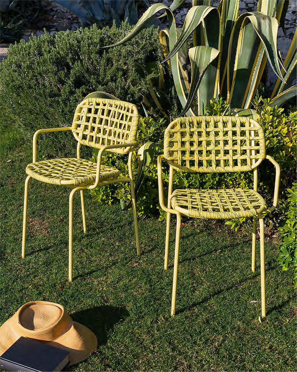 Connubia Factory, Yo! Tables and Chairs