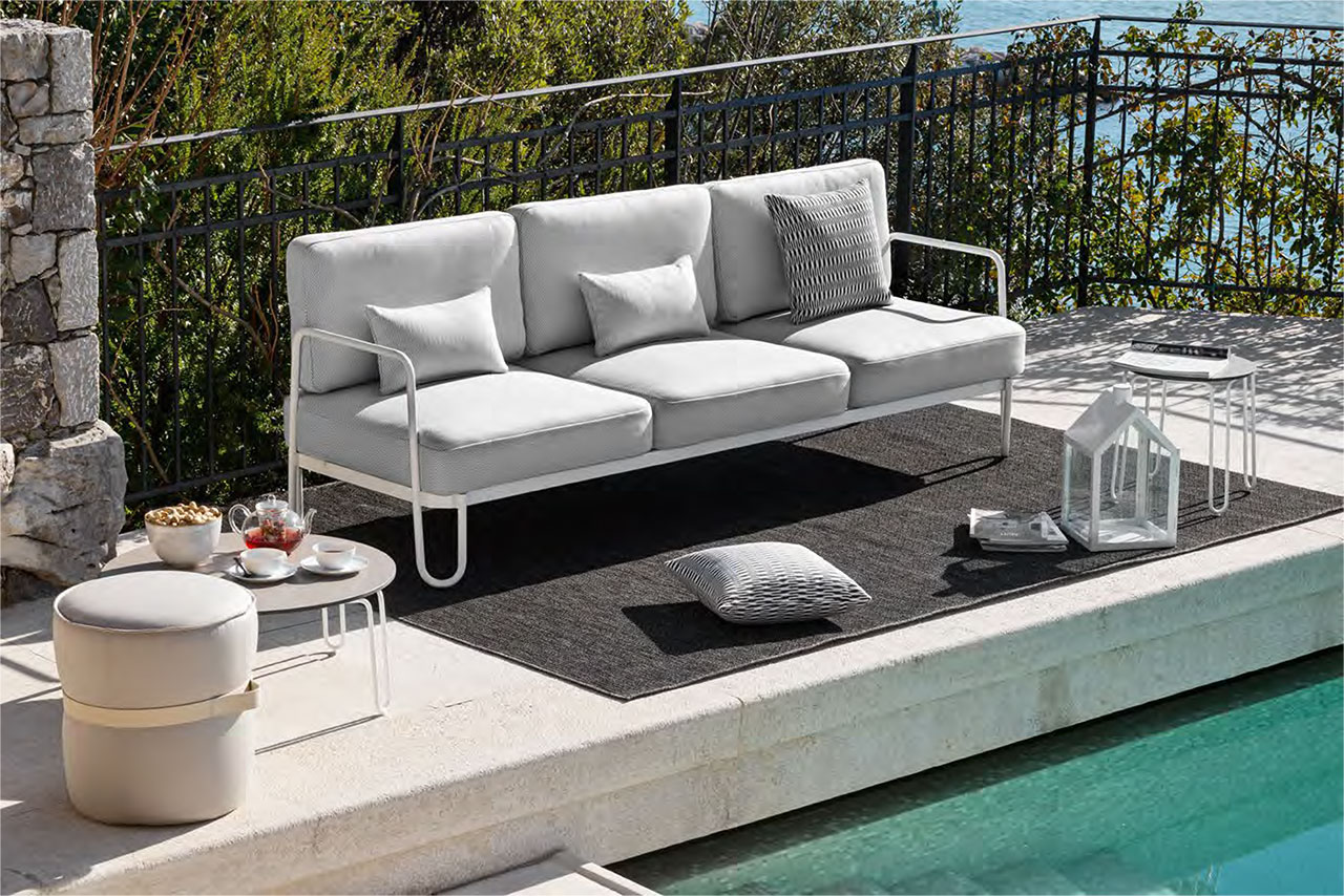 Connubia Factory, Stulle sofa