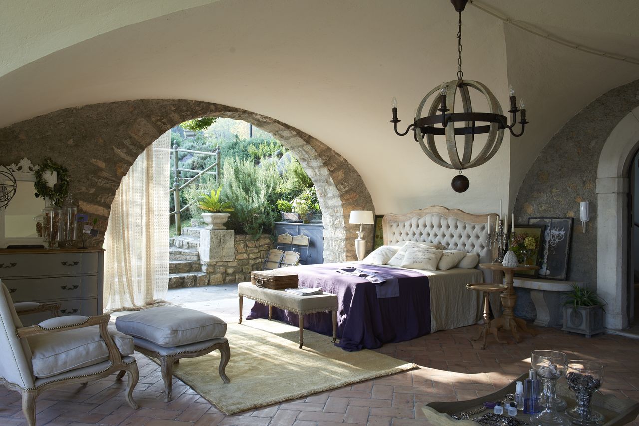 Dialma Brown Factory