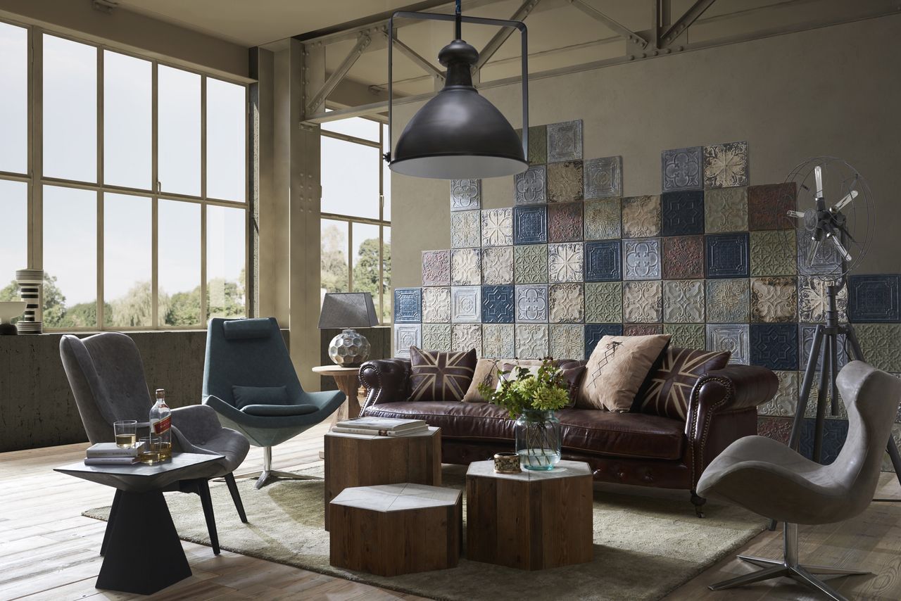 Dialma Brown Factory