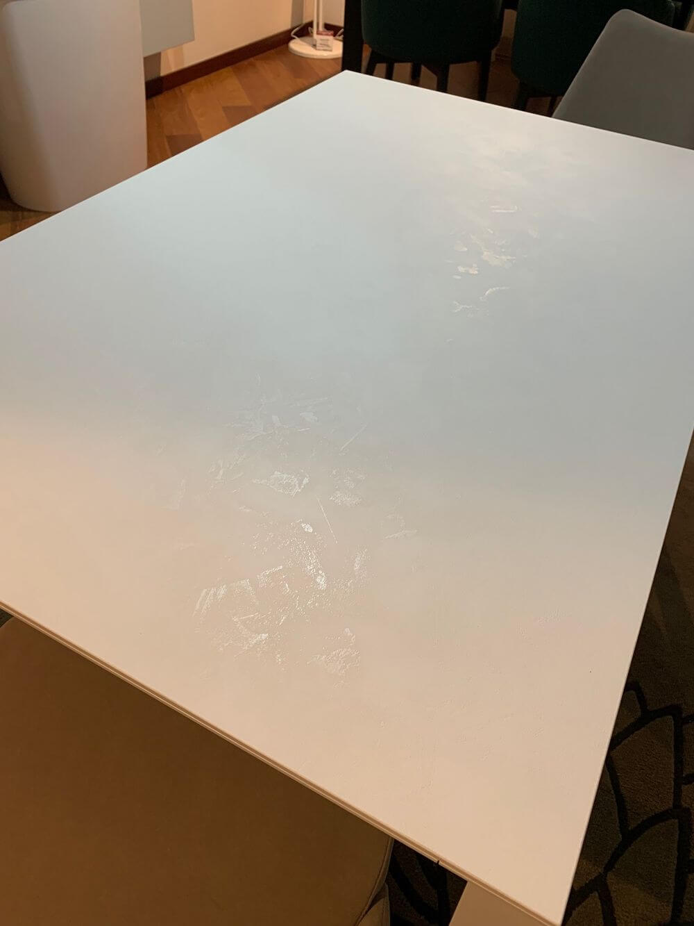 Pointhouse Factory, Tables