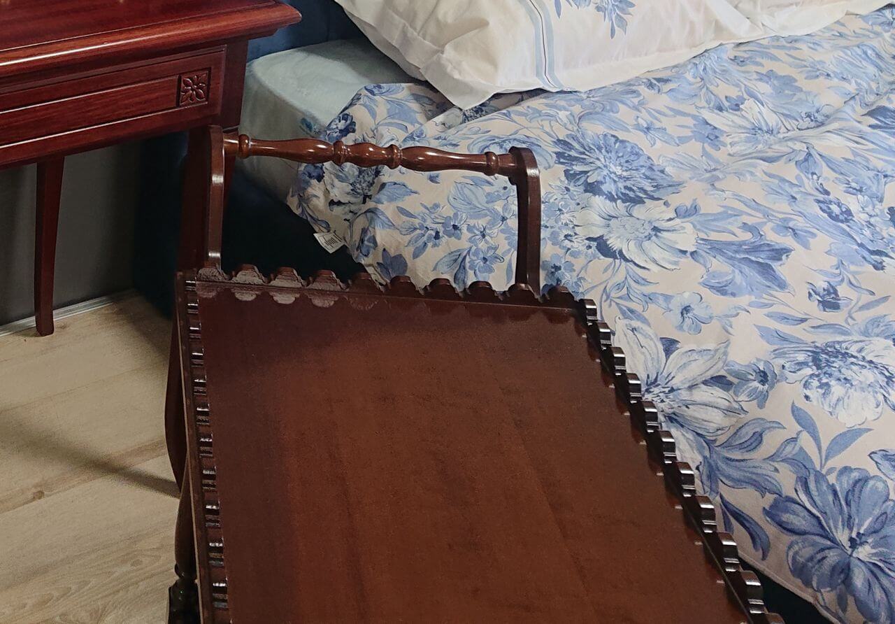 Стіл сервірувальний -10%