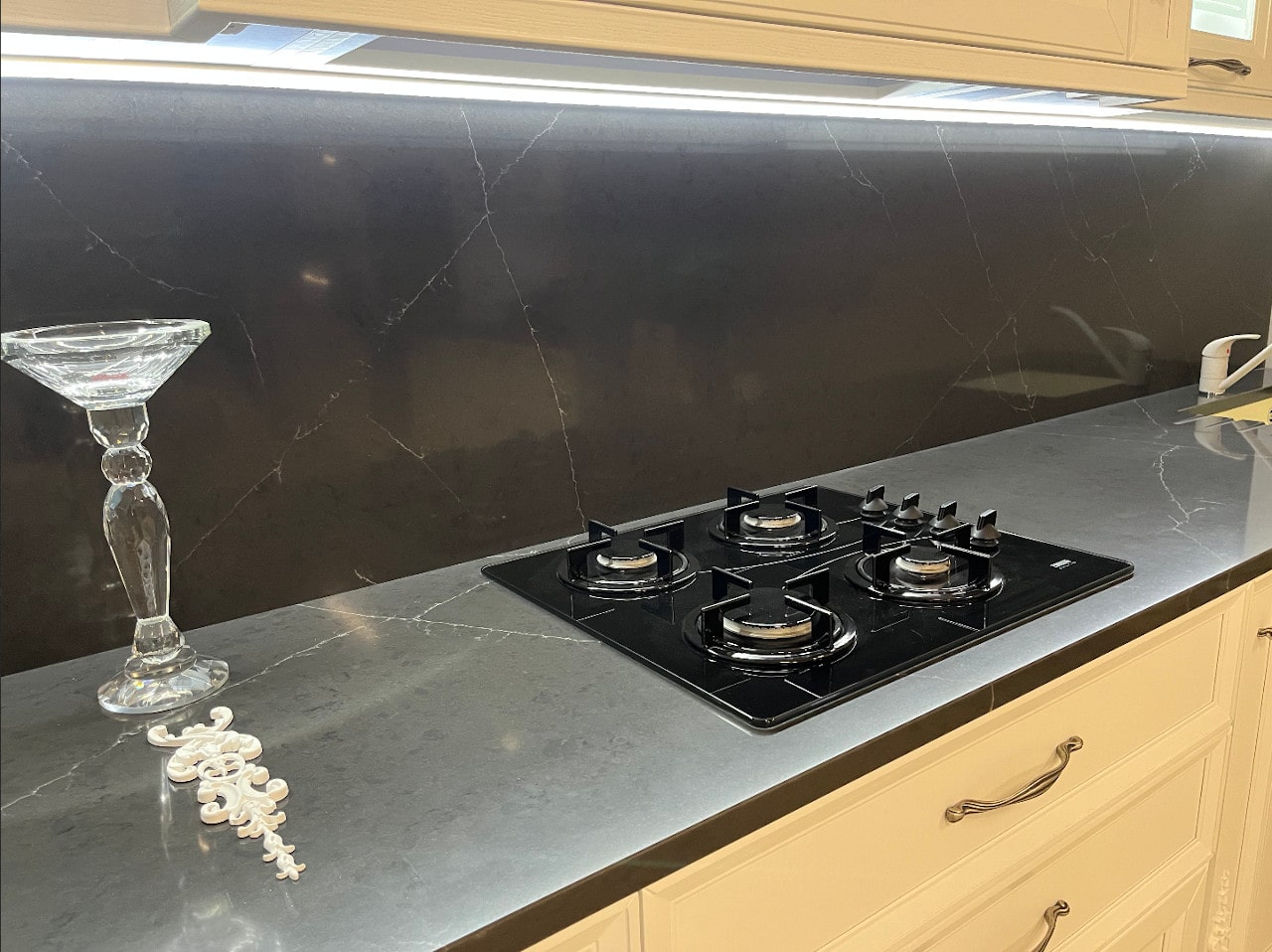 Стільниця та настінна панель -50%