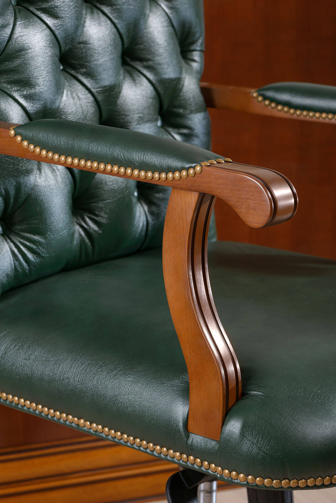 Moris Armchair